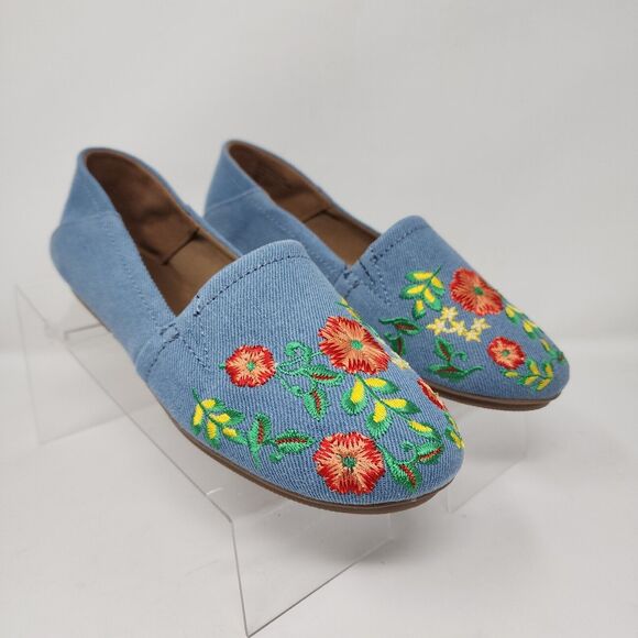 Style & Co Flat Shoes Womens 6 Blue Comfort Slip On Denim Embroidered Floral - Picture 1 of 8